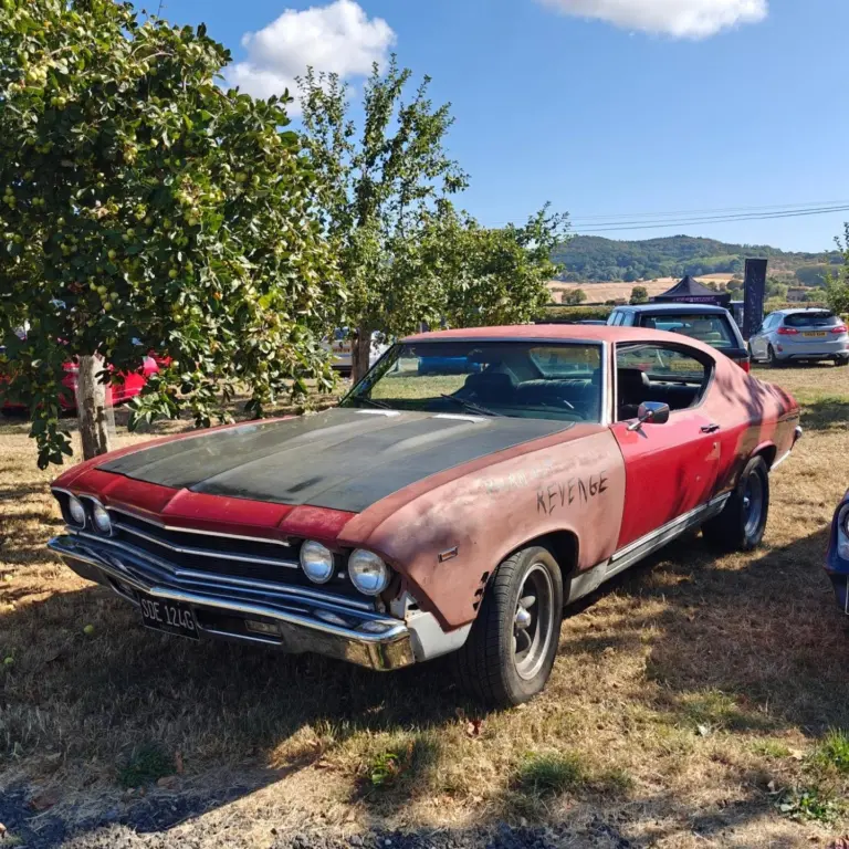 Instagram post from auto_scum. This post is in position 4.