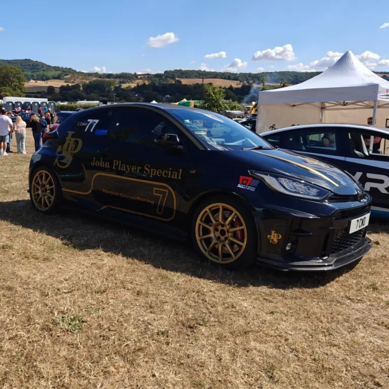 Instagram post from auto_scum. This post is in position 15.