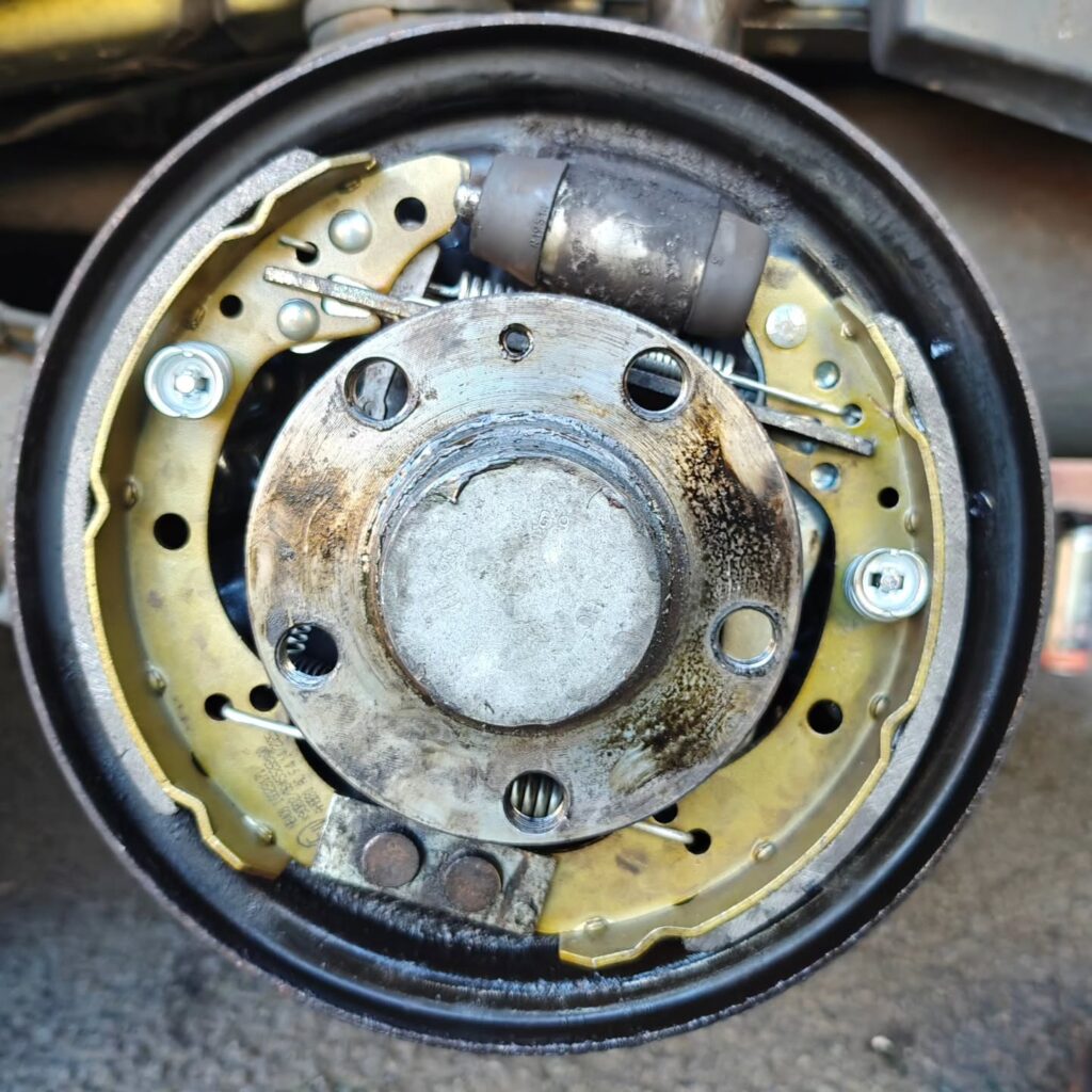 Instagram post from auto_scum. This post is in position 1.